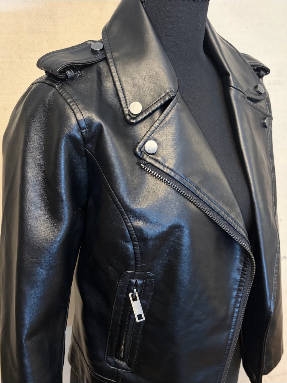 Women’s Classic Black Faux Leather Moto Jacket - Size Small - Boundless North